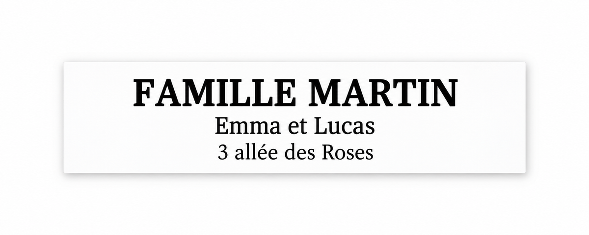 Plaque boîte aux lettres personnalisée – Fond blanc – 10 × 2,5 cm